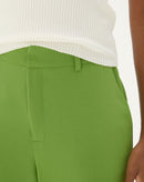 CALÇA MOM CROPPED DE ALFAIATARIA - VERDE