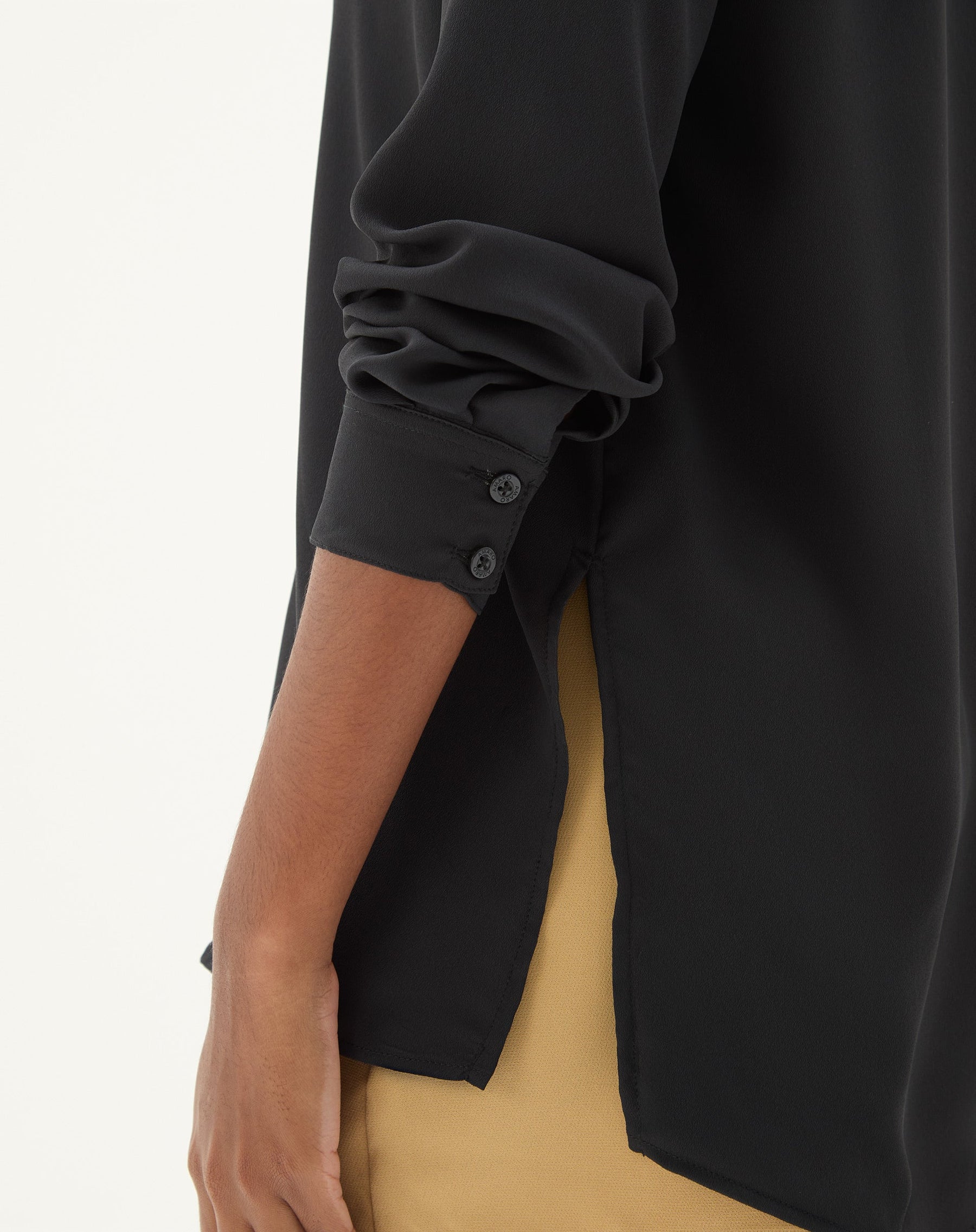 CAMISA MANGA LONGA BARRA RETA - PRETO