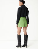 SHORTS CURTO COM VINCOS - VERDE