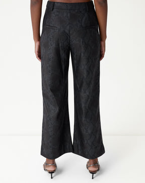 CALÇA RETA COBRA PU - PRETO
