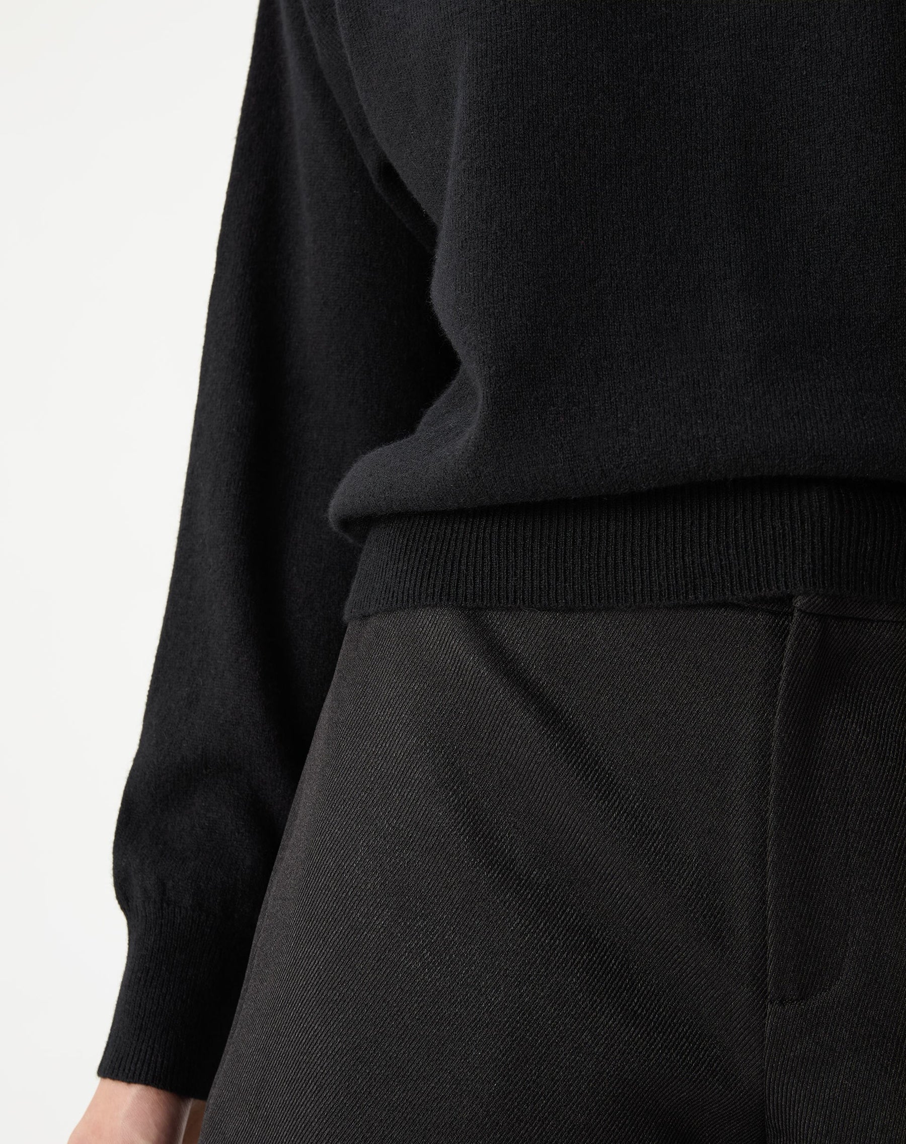 SUÉTER CASHMERE DELUXE GOLA CARECA - PRETO