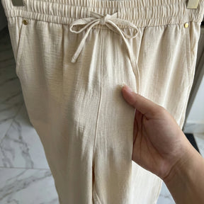 [Leve 4, Pague Só 2!] Calça Elora Feminina em Viscose Texturizada e Poliéster de Cintura Alta